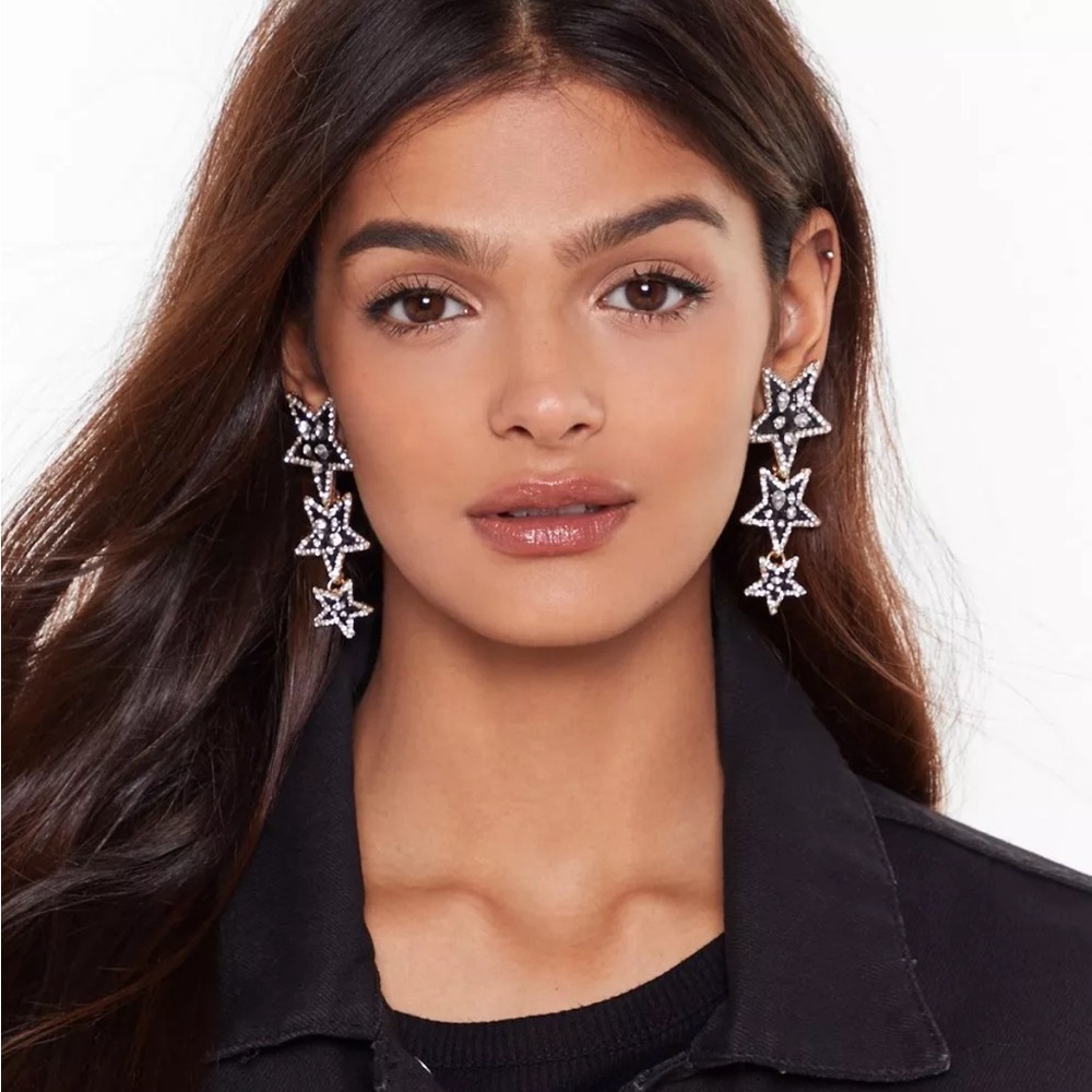 Star Of The Show Earrings
